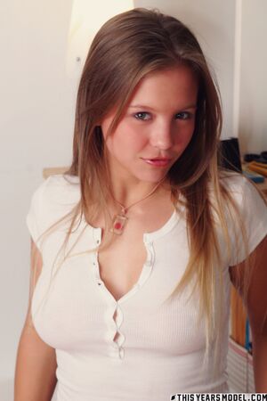 Dawson Miller Late Show This Years Model Pics