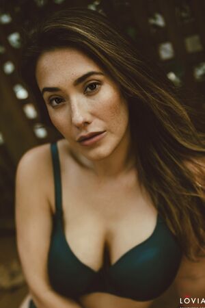 Eva Lovia Barefoot Bra And Panties