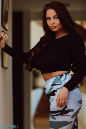 Kym Graham Effortless Skin Tight Glamour