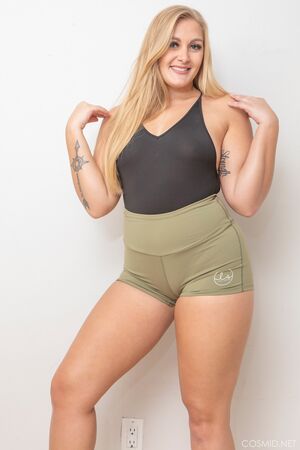 Penny Lund Green Shorts Cosmid