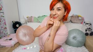 Kriss Busty Vibrant Redhead Ersties