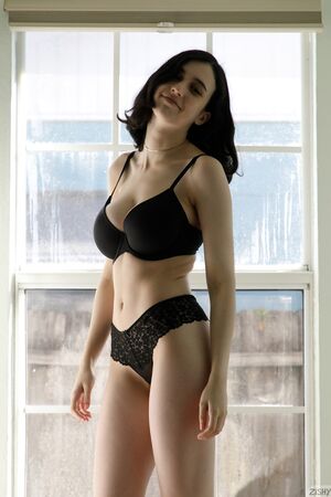 Giulia Wylde Double Pain Zishy