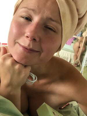 Sexy Pattycake Candid Nudes and Selfies