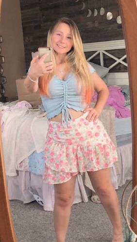 Sexy Pattycake Candid Nudes and Selfies