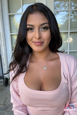 Sophia Leone Busty ATK Girlfriends