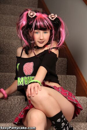 Sexy Pattycake The Zombie