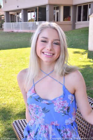 Scarlett Under The Blue Dress FTV Girls