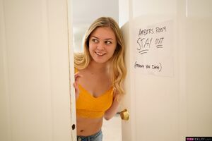 Amber Moore Ambers Room Teenfidelity