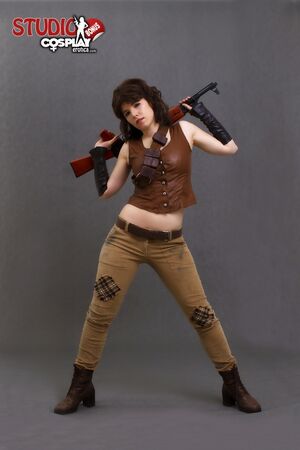 Cassie Reshade Cosplay Erotica