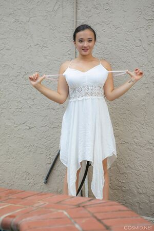 Roxy Bloom Roxy Takes a Shower Cosmid