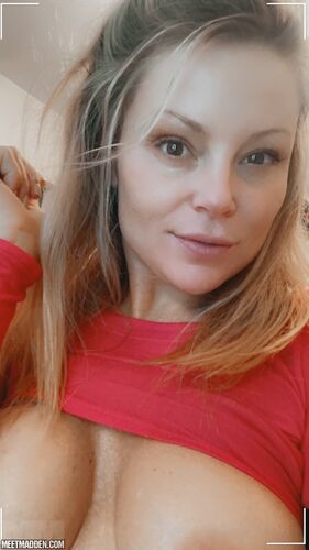 Meet Madden Stuck Home Selfies nude pics