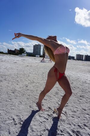 Meet Madden Brace Off Buns Out