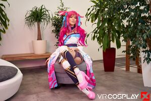 Eyla Moore League Of Legends Ahri Spirit Blossom VR Cosplay X