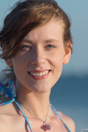 Anya Amsel Venice Is Crazy Zishy