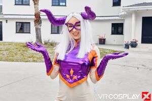 Charly Summer My Hero Academia Mount Lady VR Cosplay X