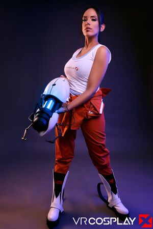 Katrina Moreno Portal Chell VR Cosplay X