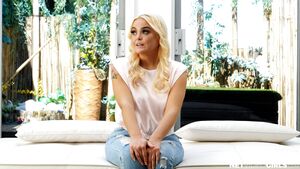 Alexis Ditzy Busty Blonde Net Video Girls