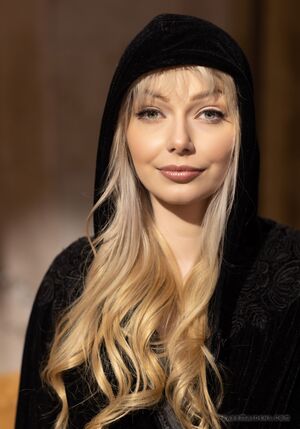 Jessa Of Nyce Calm Bare Maidens