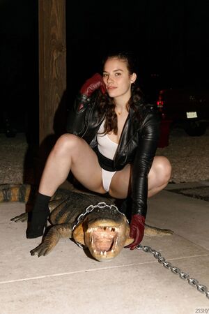 Chaney Gunn Is Big In France Zishy