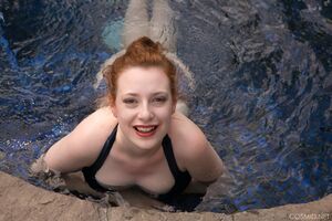 Misha Lowe Hot Tub Nudes Cosmid