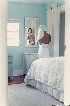 Lola Sinclair Lovely Towels This Years Model