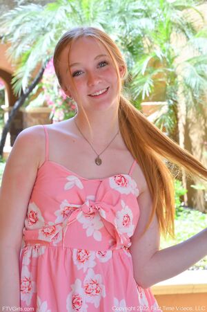 Sierra Floral Upskirt FTV Girls Pictures