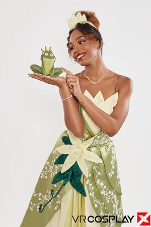 Lacey London The Princess And The Frog Tiana VR Cosplay X
