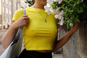 Oxana Chic Lemon Cream Cake Zishy