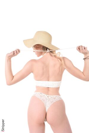 Melody Marks Melody In The Spring IStripper