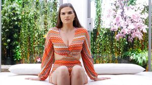 Valentina Perfect Big Breasts and A Matching Pussy Casting Couch HD