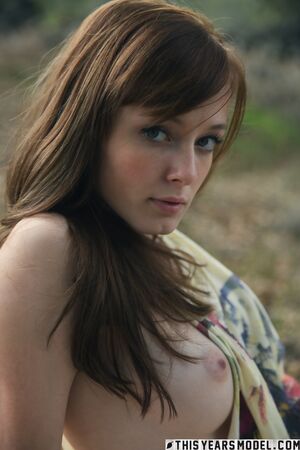 Ellie Jane in Picnic at This Years Model