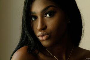 Kelsey Jones in She Cryin 2 at Zishy