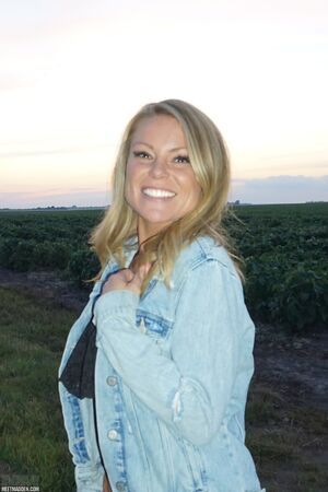 Meet Madden in Sunset