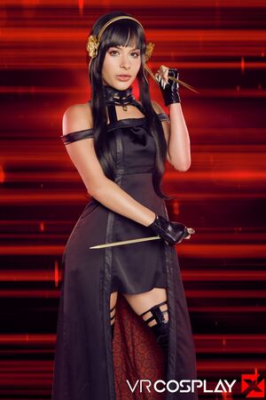 Nicole Aria in SpyXFamily Yor Forger at VR Cosplay X