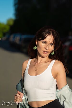 Jeny Smith in Camel Toe Leggings