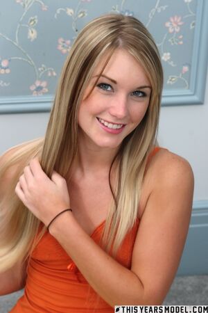 Jewel in Pajamas at This Years Model