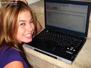 Kari Sweets Eat A Peach