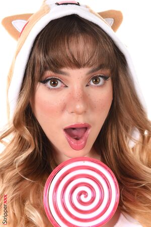 Paola Hard in Sexy Candy Pop at IStripper