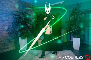 Stacy Cruz in Hollow Knight Hornet at VR Cosplay X