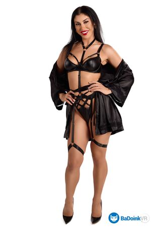 Queenie Sateen in All Hail The Queen at BaDoinkVR