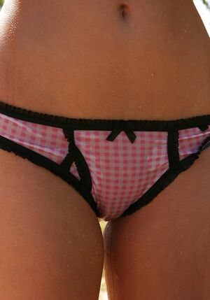 Kari Sweets in Very Wet