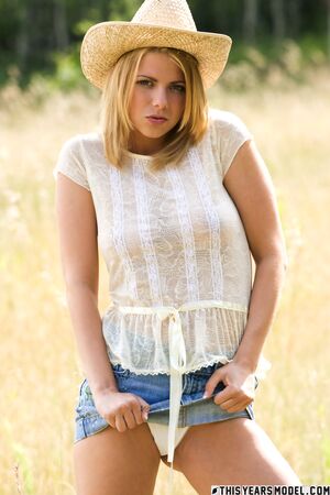 Jana Davis in Country Casual at This Years Model