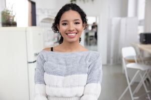 Valery Ponce in Titillating Vagina at Watch4Beauty