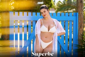 Lola Johnsonn in Caribbean Sol at Superbe