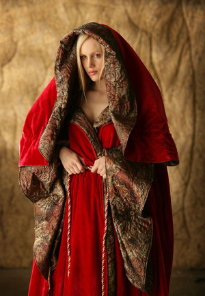 Tavia Of Berazareb Bare Maidens