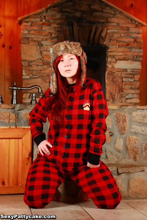 Sexy Pattycake Bear Cheeks nude pics