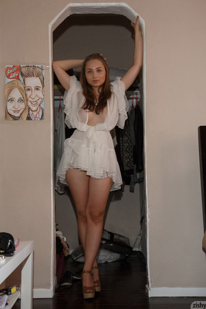 Zuzanna Miros Perfect Figure Zishy