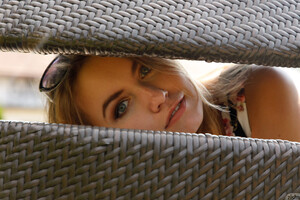 Nicole Ross in Five Star 2 at Zishy