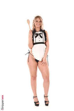 Sharon White in Kitchen Assistance at IStripper