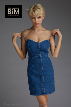 Anna Lucos in Good Naked at Body In Mind